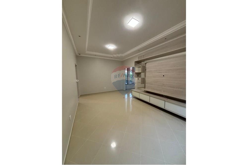 Casa - Venda - Paragominas , Pará - b8dbeb5c-8df8-425f-8f35-5057ad0d222d.jpeg - 721851001-35