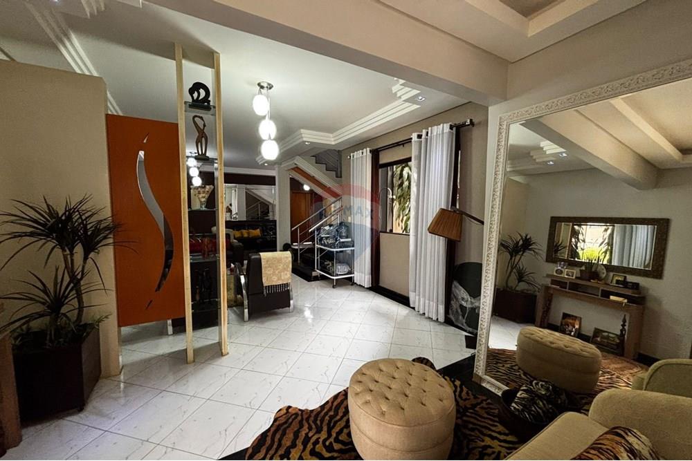 Sobrado - Venda - Anápolis , Goiás - Imagem do WhatsApp de 2025-10-29 à(s) 16.47.21_80a5c96d.jpg - 721991046-236