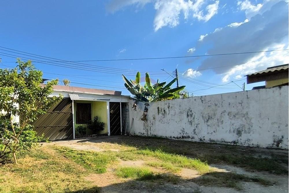 Casa - Venda - Manaus , Amazonas - 7 garagem.jpg - 720661012-17