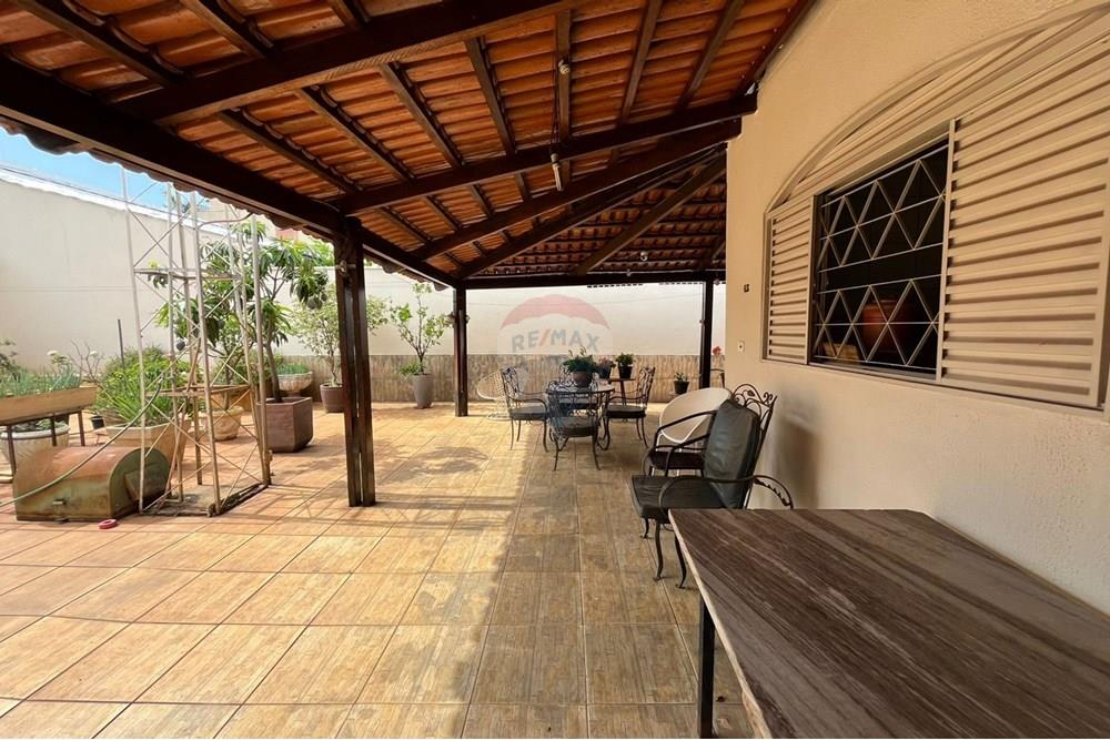 Casa - Venda - Goiânia , Goiás - Imagem do WhatsApp de 2025-10-16 à(s) 13.23.06_7320d335.jpg - 722271011-23