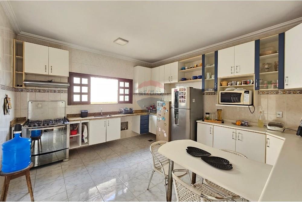 Casa de Condomínio - Venda - Manaus , Amazonas - WhatsApp Image 2025-10-13 at 16.18.42 (1).jpeg - Cozinha - 720401093-4