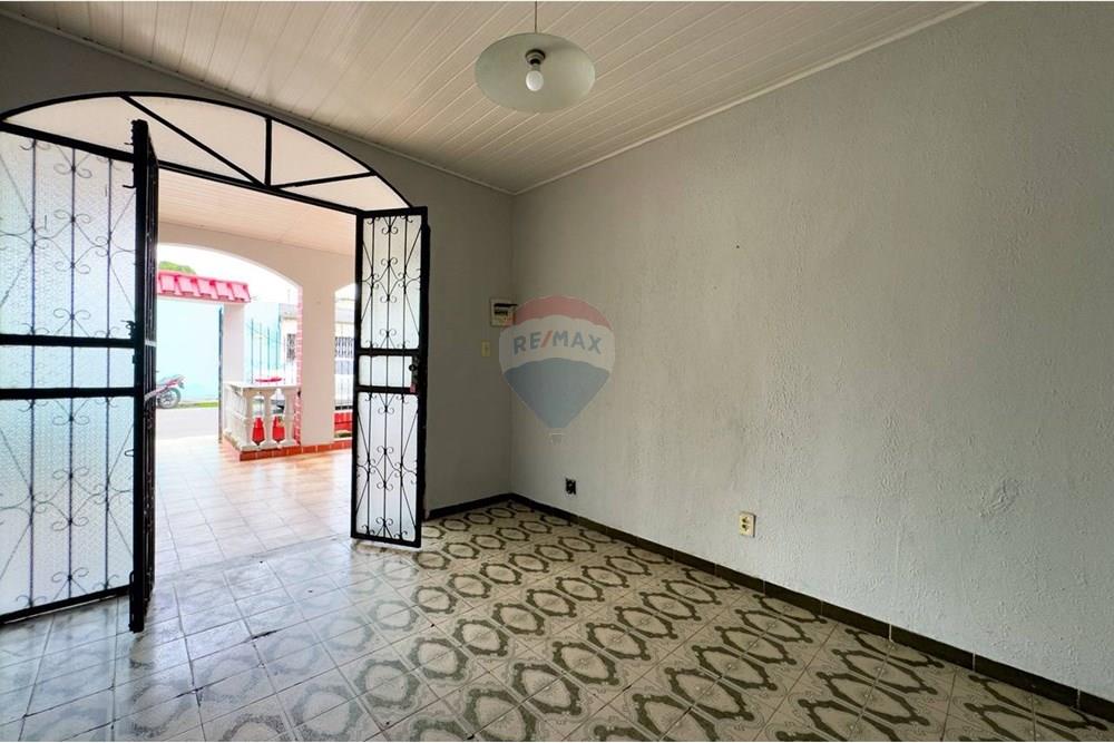 Casa - Venda - Manaus , Amazonas - photo_5098330999208652593_y.jpg - Sala de estar - 722051013-15