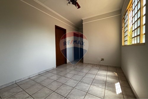 Venda-Apartamento-Rua Afonso Schimidt , 795  - Perto da Rotaroia da treze de maio  - Parque dos Bandeirantes , Ribeirão Preto , São Paulo , 14090470-780091112-3