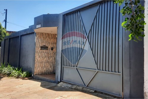 Venda-Casa-Avenida Carlos Vicente de Oliveira Júnior , 175  - Nova Cidade , Matão , São Paulo , 15991506-780241021-29