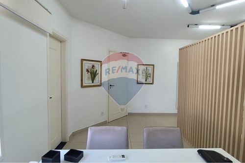 Venda-Cj. Comercial/ Sala-Rua Visconde de Inhaúma , 1650  - Jardim Sumaré , Ribeirão Preto , São Paulo , 14010100-780171024-52