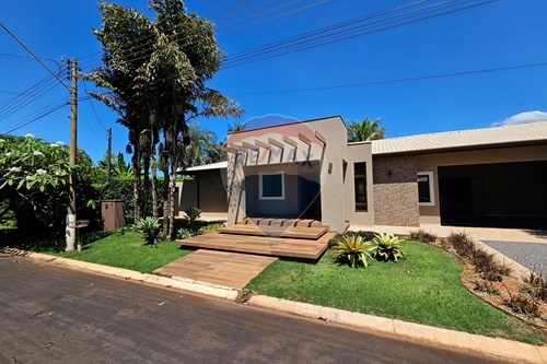 Venda-Chácara / Sítio / Fazenda-Rodovia Anhanguera , 327  - Condominio Village I  - Centro , Jardinópolis , São Paulo , 14680-000-780091010-53