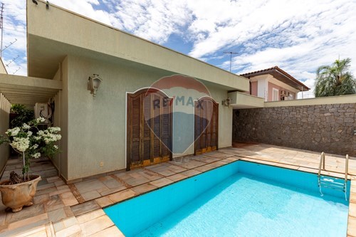 Venda-Casa-Rua Ayrton Roxo , 902  - Próximo a Fiúsa e Presidente Vargas  - Alto da Boa Vista , Ribeirão Preto , São Paulo , 14025270-780091029-157