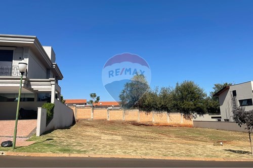 Venda-Terreno-Rua Luiz Antônio Marcondes , 0  - EM FRETE CONDOMINIO IPÊ ROXO  - Vila do Golfe , Ribeirão Preto , São Paulo , 14027744-780091110-30