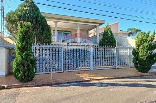 Venda-Casa-Rua João Nantes Júnior , 1097  - Ribeirânia , Ribeirão Preto , São Paulo , 14096260-780121011-92