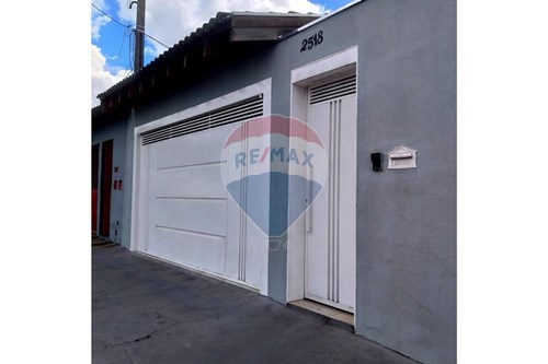 Venda-Casa-Antônio Palamoni , 2.518  - Posto Combustível  Rafarilo  - Jardim Palestina , Franca , São Paulo , 14402 332-780231035-19