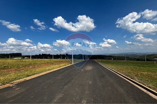 Venda-Terreno-Rua Dr Cyro Eduardo Rosa Faleiros , Q 26 L 12  - Prolongamento Jardim Aeroporto II , Franca , São Paulo , 14404-091-780231007-107