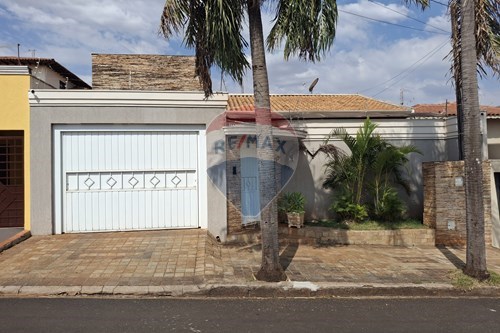 Venda-Casa-Avenida 5 , 29  - Centro , Orlândia , São Paulo , 14.620-000-780111044-10