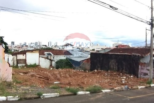 Venda-Terreno-Rua Diogo Feijó , 2448  - Estação , Franca , São Paulo , 14405-212-780231022-73