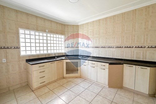 Venda-Casa-Rua Joaquim Corrêa de Almeida , 409  - Residencial Parque dos Servidores , Ribeirão Preto , São Paulo , 14094206-780241030-6