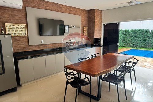 Venda-Casa de Condomínio-Rua Magda Lelis Garcia Leal , 70  - Jardim Saint Gerard , Ribeirão Preto , São Paulo , 14022044-780181042-6