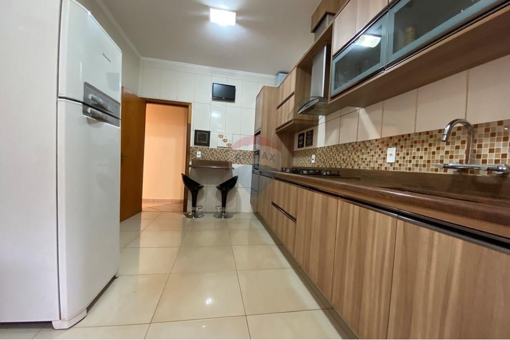 Casa - Venda - Ribeirão Preto , São Paulo - E3D6EF91-EC70-4A37-890E-6A60782D5069.JPG - 780261023-2