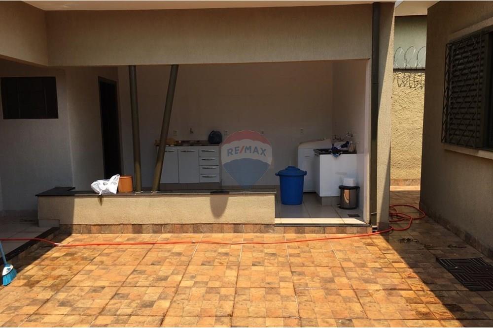 Casa - Venda - Ribeirão Preto , São Paulo - 1c8e0ca3-3ed3-4f44-bcfa-6c4cb29b962f.jpg - Quintal - 780091112-2