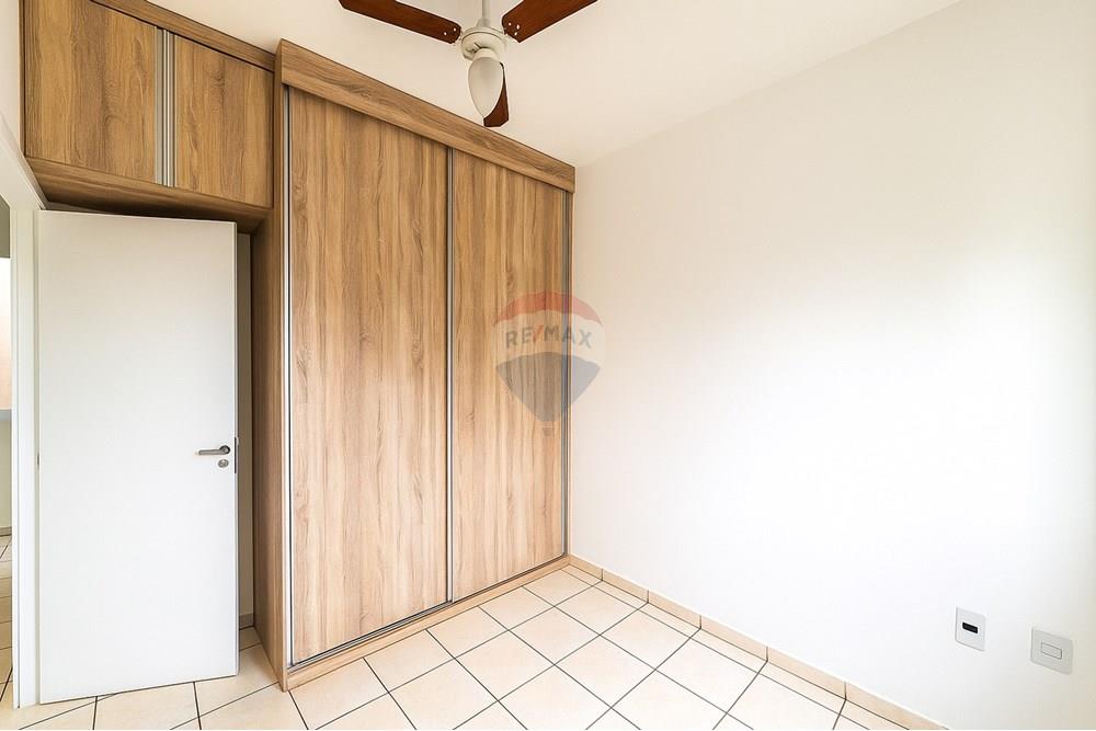 Apartamento - Venda - Sertãozinho , São Paulo - Quarto minimalista com armário embutido.jpg - 780191023-15