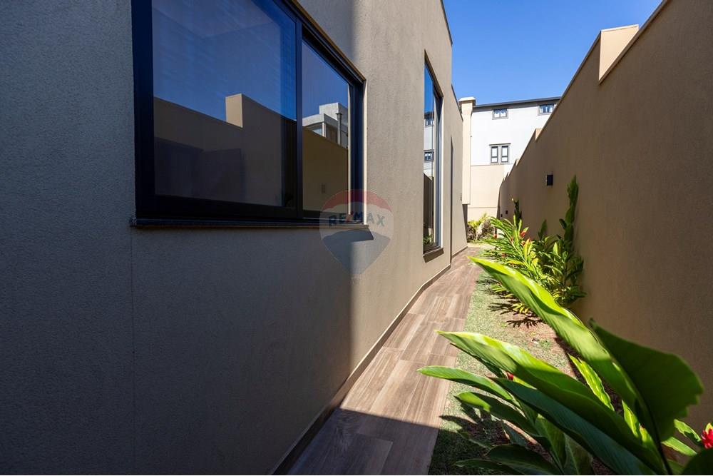 Casa de Condomínio - Venda - Ribeirão Preto , São Paulo - 44 Corredor Lateral.jpg - 780091061-17