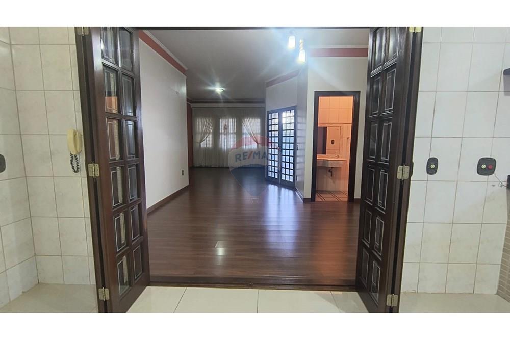 Casa Comercial - Venda - Ribeirão Preto , São Paulo - 7dc41d69-4be6-4bd9-8b12-6330ff09b7fa.jpeg - 780151006-103