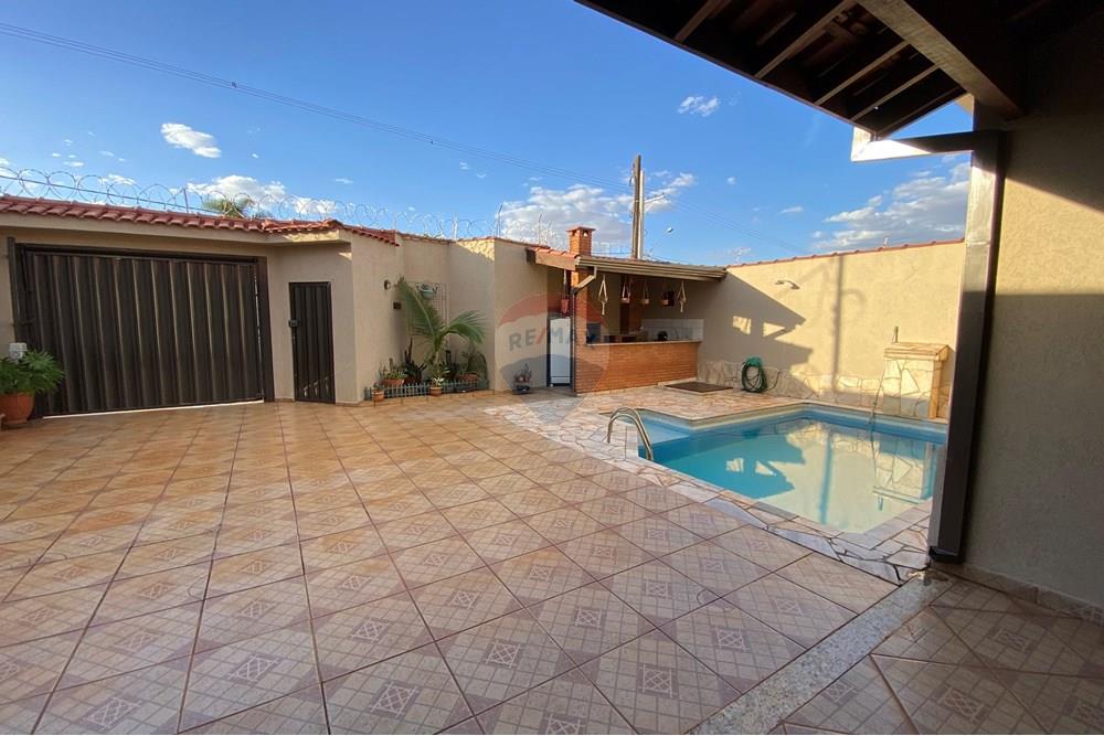 Casa - Venda - Ribeirão Preto , São Paulo - E7BA891C-62EB-4ACF-BC25-BE13D98CAD19.JPG - 780261023-2