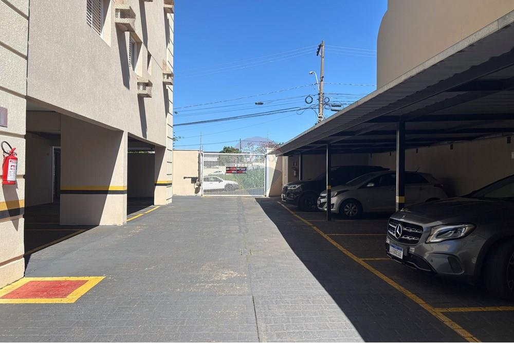 Apartamento - Venda - Ribeirão Preto , São Paulo - IMG_2259.JPG - Garagem - 780091038-61