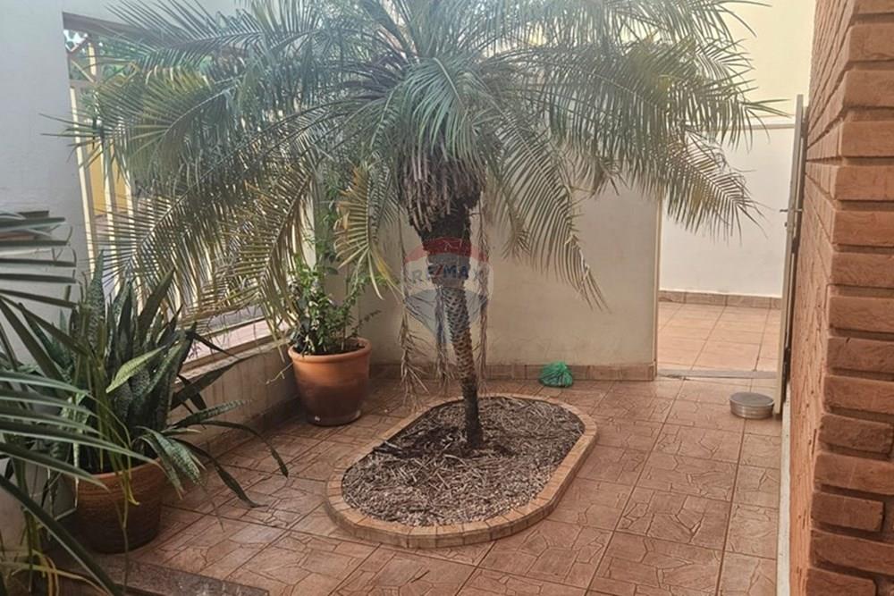 Casa - Venda - Sertãozinho , São Paulo - WhatsApp Image 2025-02-25 at 21.08.20 (1).jpeg - Quintal - 780091010-52