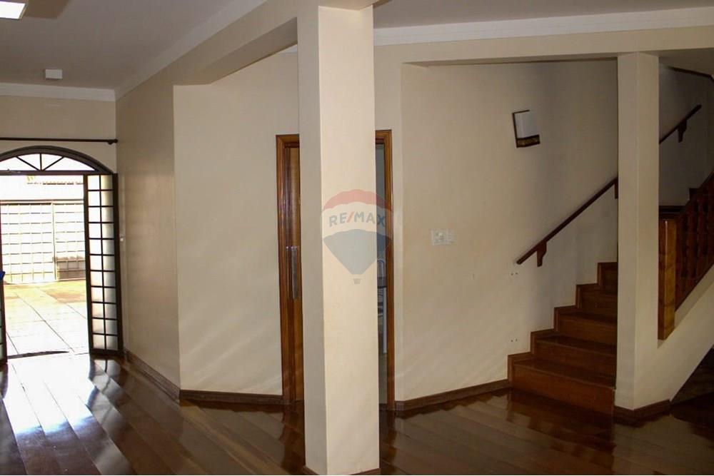 Sobrado - Venda - São Joaquim da Barra , São Paulo - WhatsApp Image 2025-10-03 at 16.29.58.jpeg - 780301007-4