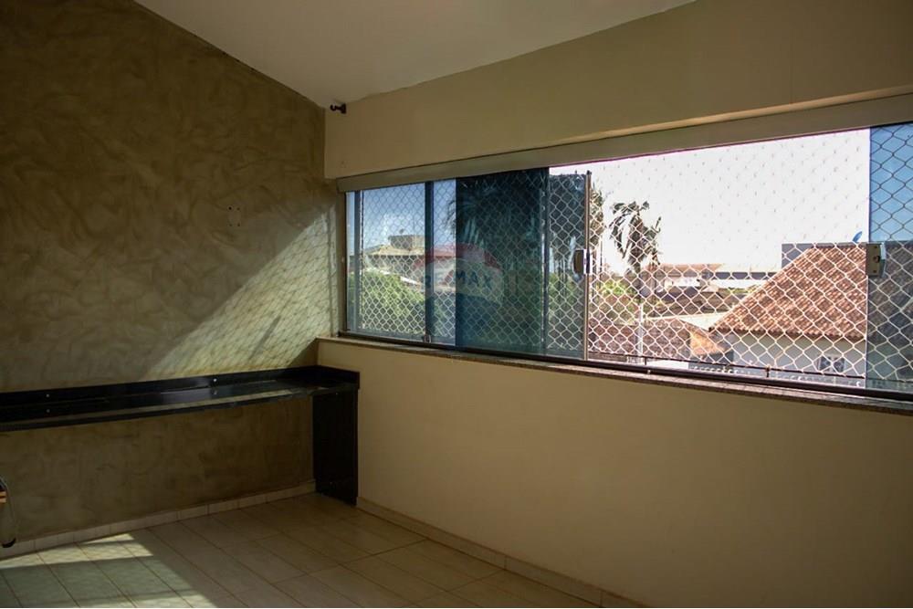 Sobrado - Venda - São Joaquim da Barra , São Paulo - WhatsApp Image 2025-10-03 at 16.30.01.jpeg - 780301007-4