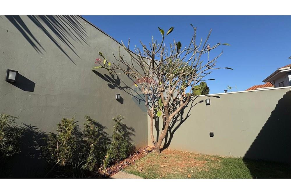 Casa de Condomínio - Venda - Ribeirão Preto , São Paulo - Imagem do WhatsApp de 2025-08-08 à(s) 07.50.50_e3ea33f9.jpg - Quintal - 780211038-49