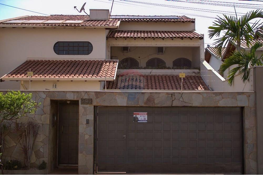 Sobrado - Venda - São Joaquim da Barra , São Paulo - WhatsApp Image 2025-10-03 at 16.30.01 (2).jpeg - 780301007-4