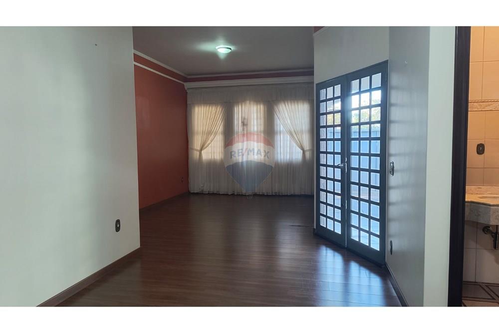 Casa Comercial - Venda - Ribeirão Preto , São Paulo - 16309f58-e099-41f9-a37f-83e36bf821e1.jpeg - 780151006-103