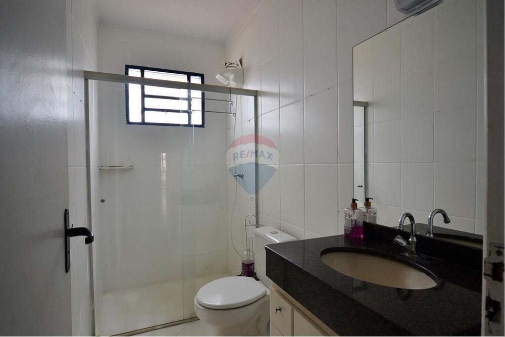 Chácara / Sítio / Fazenda - Venda - Ribeirão Preto , São Paulo - Área_Chácara_Parque São Sebastião (23).JPG - Banheiro - 780091003-59