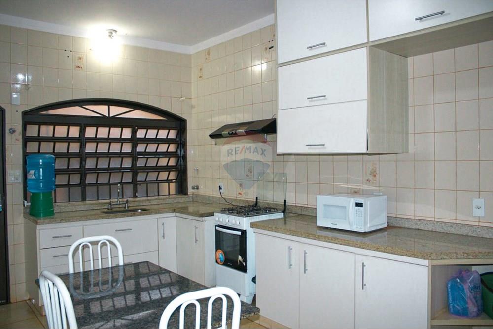 Sobrado - Venda - São Joaquim da Barra , São Paulo - WhatsApp Image 2025-10-03 at 16.30.04.jpeg - 780301007-4