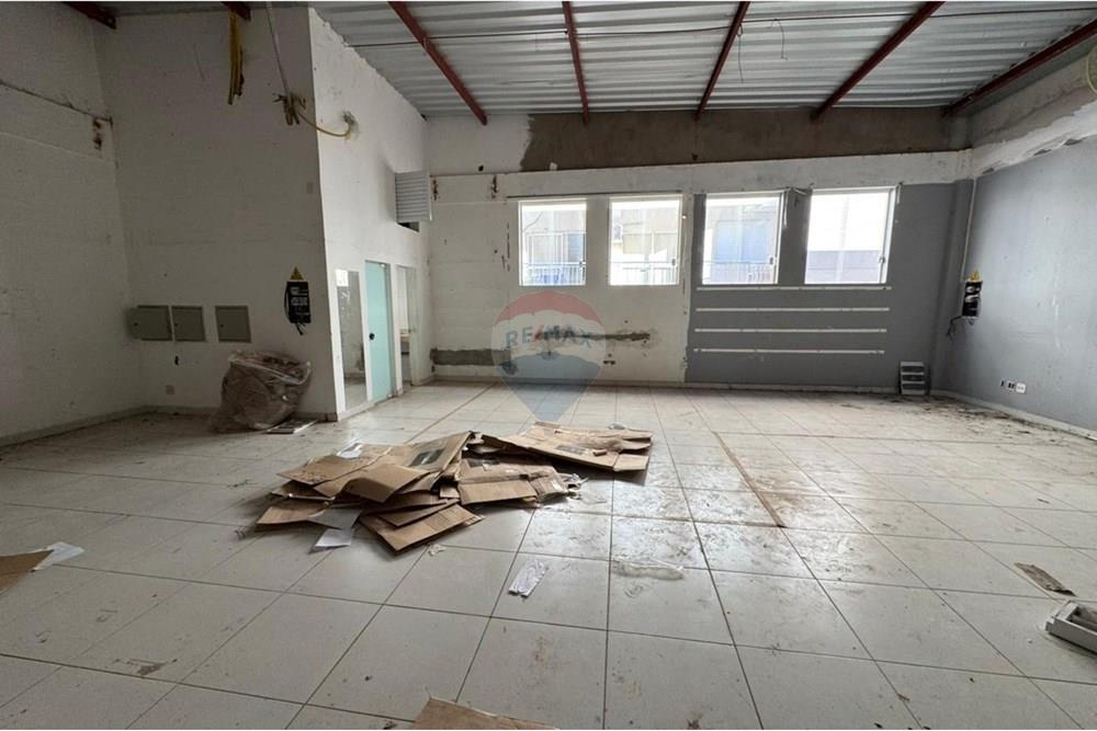 Ponto Comercial/ Loja - Alugar - Ribeirão Preto , São Paulo - 9eb2ef82-bf49-4cdc-bcc2-ab96f4623cda.jpg - 780071015-281