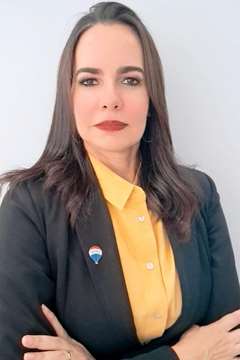 Vyvian Menezes - RE/MAX SEMEAR