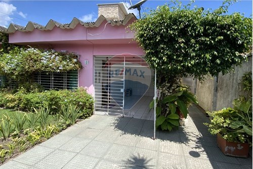 Venda-Casa-Rua Governador Lopo Garro , 277  - Próximo Reitoria UFPE  - Engenho do Meio , Recife , Pernambuco , 50730285-850041007-105