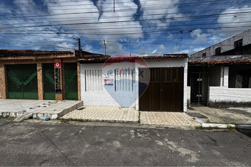 Venda-Casa-Rua Luís Gonzaga , 629  - Santos Dumont , Aracaju , Sergipe , 49087380-850631012-22