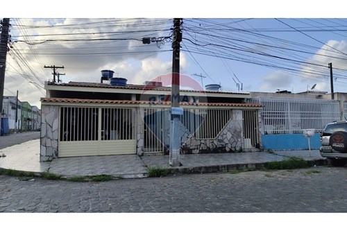 Venda-Casa-Rua Remy Maia , 05  - Cj. Samambaia  - Barro Duro , Maceió , Alagoas , 57045170-850141043-110