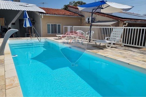 Venda-Casa-Avenida Nossa Senhora do Loreto , 579  - Próximo à academia Selfit  - Piedade , Jaboatão dos Guararapes , Pernambuco , 54420202-850091013-309