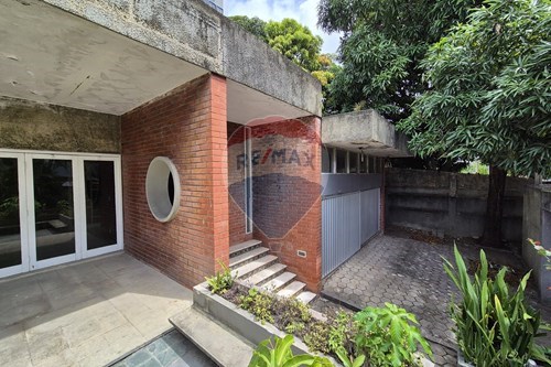 Venda-Casa-Rua Comendador Bernardino Costa , 75  - Casa Forte , Recife , Pernambuco , 52061061-850701017-4