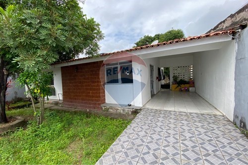 Venda-Casa-Rua Cabo Reis , 334  - PROXIMO BG FITNES  - Ponta Grossa , Maceió , Alagoas , 57010740-850271159-1