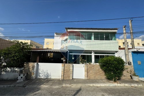 Venda-Casa de Condomínio-Av. Brasil , 580  - Posto Shell, Condomínio Portal do sol  - Universitário , Caruaru , Pernambuco , 55016360-850161001-389