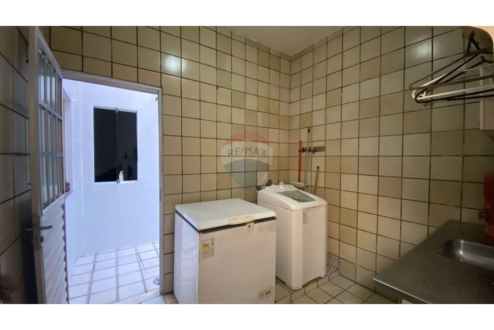 Casa - Venda - Aracaju , Sergipe - 93ae7cdd-37c2-46d5-8fd7-30d078171b5a.jpg - 850581005-226