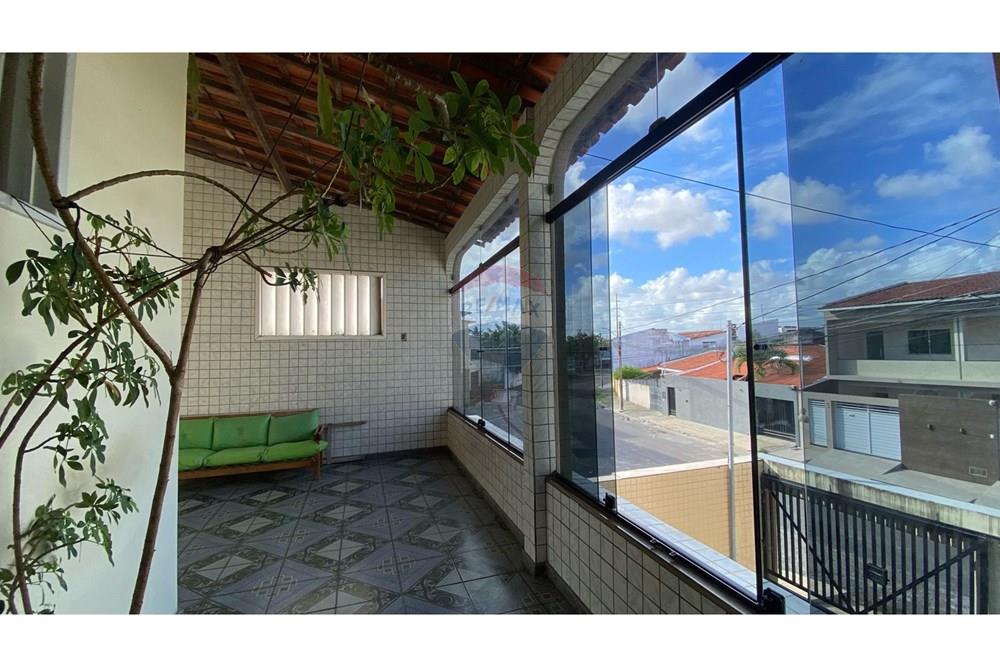 Casa - Venda - Aracaju , Sergipe - 54e404c9-24c5-4c05-aa8d-ec488c20244f.jpg - 850581005-226