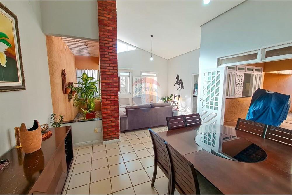 Casa - Venda - Aracaju , Sergipe - 1000186954.jpg - 850581158-93