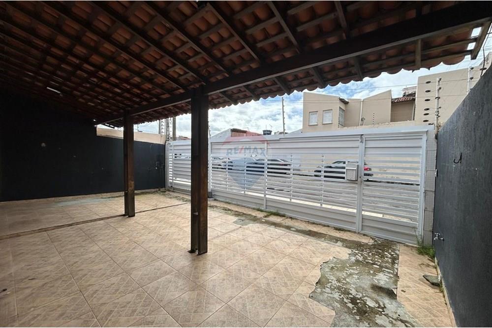 Casa - Venda - Aracaju , Sergipe - WhatsApp Image 2025-07-23 at 16.44.08 (6).jpeg - 850581262-3