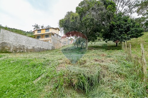 Venda-Terreno-Rua Antônio Bento de Vasconcellos , 1000  - Condomínio Fazendinhas do Ipiranga  - Previdenciários , Juiz de Fora , Minas Gerais , 36031290-860211023-89