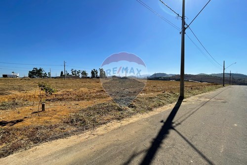 Venda-Terreno-Rua Ernani Luiz Ferreira Júnior , 0  - Próximo ao estádio.  - Barra , Muriaé , Minas Gerais , 36889504-860371007-78