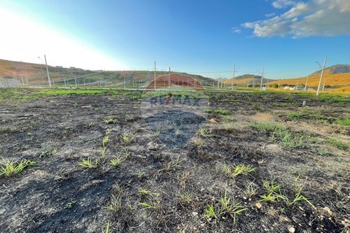 Venda-Terreno-R. Eloi José da Silva , SN  - Próximo a esquina.  - Porto , Muriaé , Minas Gerais , 36889530-860371007-106